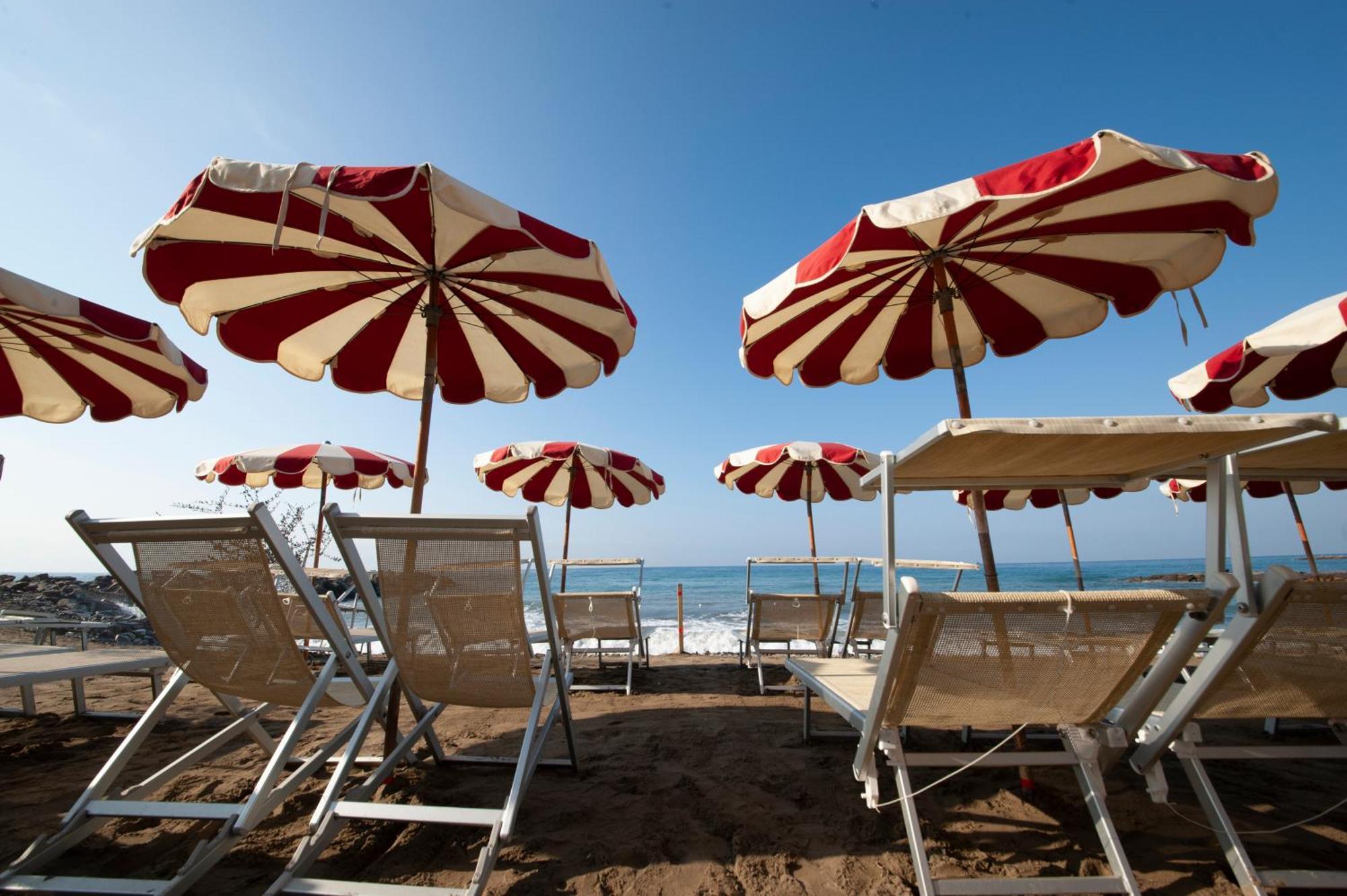 Ines Rivieraholiday Albenga Luaran gambar